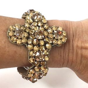 BLING CRYSTAL & BEADED CROSS BRACELET